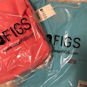 Figs scrubs